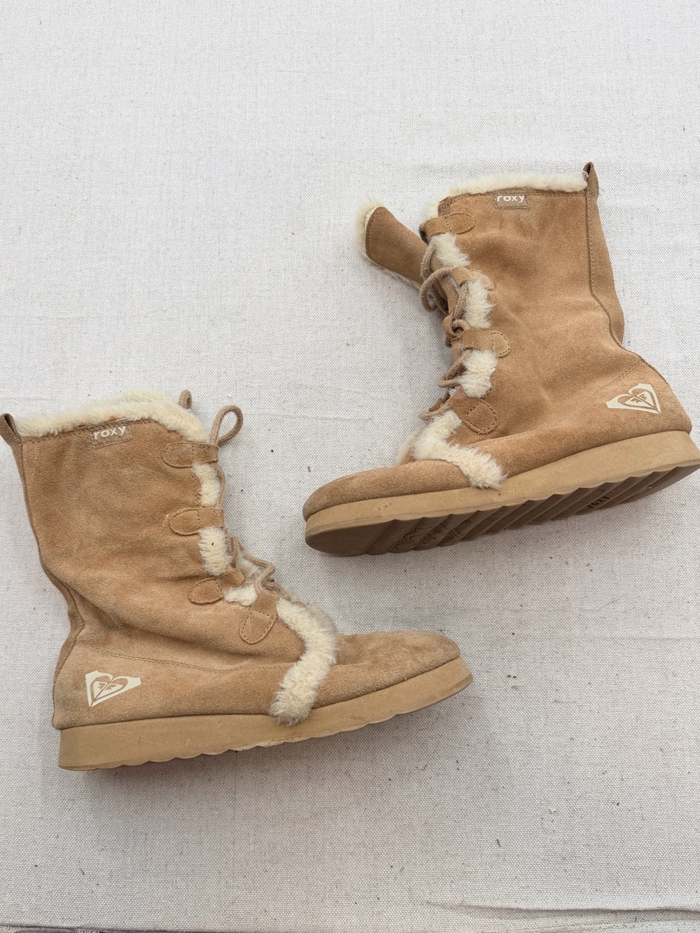 Roxy Women's Tan Suede Shearling Lace-Up Winter Boots